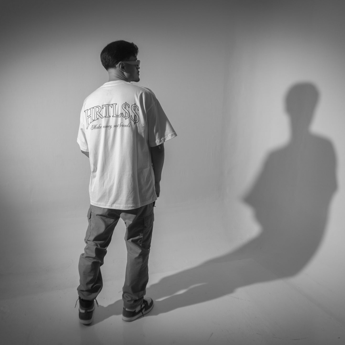 “MMNF” Tee W/B