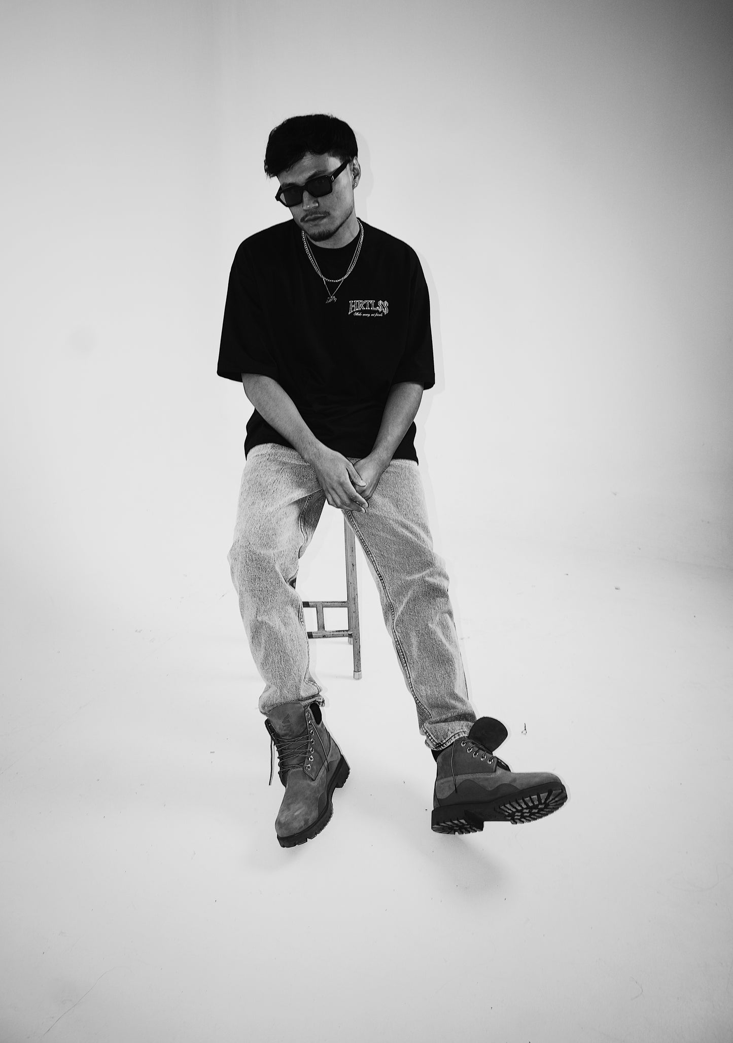 "MMNF" Tee B/W