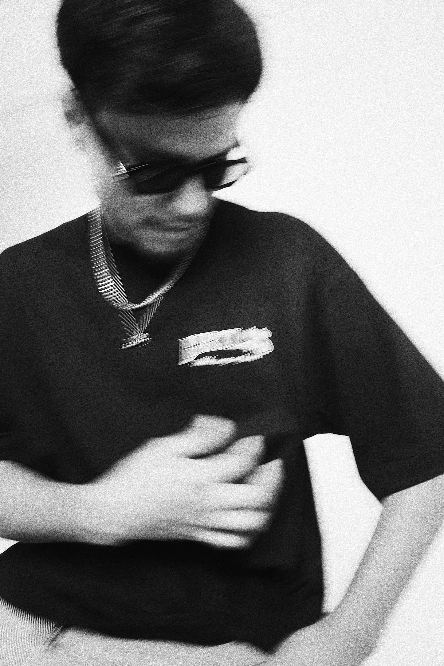 "MMNF" Tee B/W